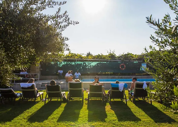 Six Bedroom With Heated Pool וילה Peracko Blato